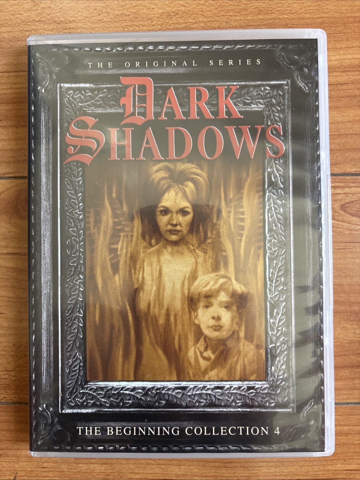 Dark Shadows: The Beginning Collection 4 DVD – TV Horror, Mpi Home Video Mint!