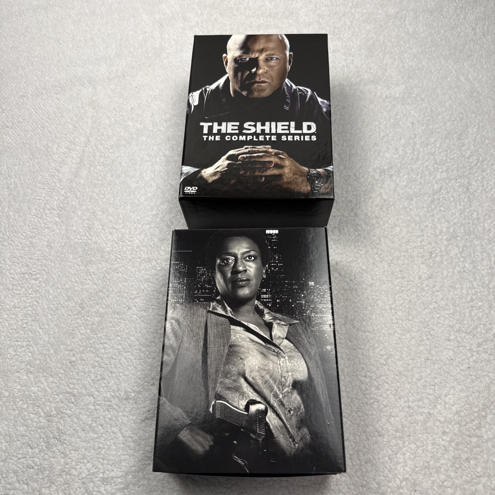 The Shield: The Complete Series (DVD, 2013, 29-Disc Box Set) Michael Chicklis