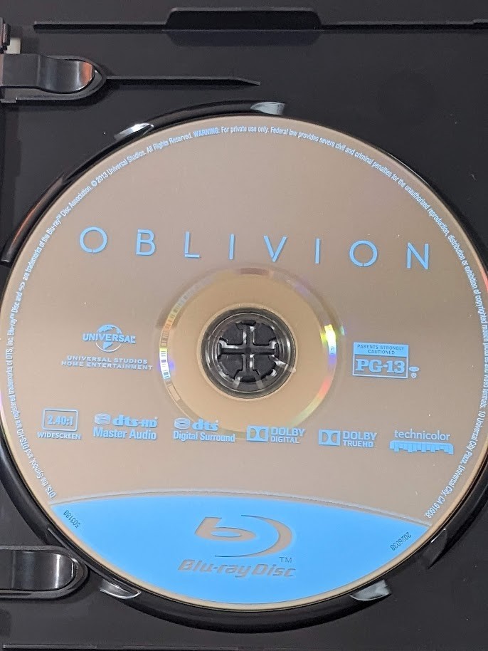 Oblivion (4K Ultra HD + Blu-ray, Tom Cruise) No Digital