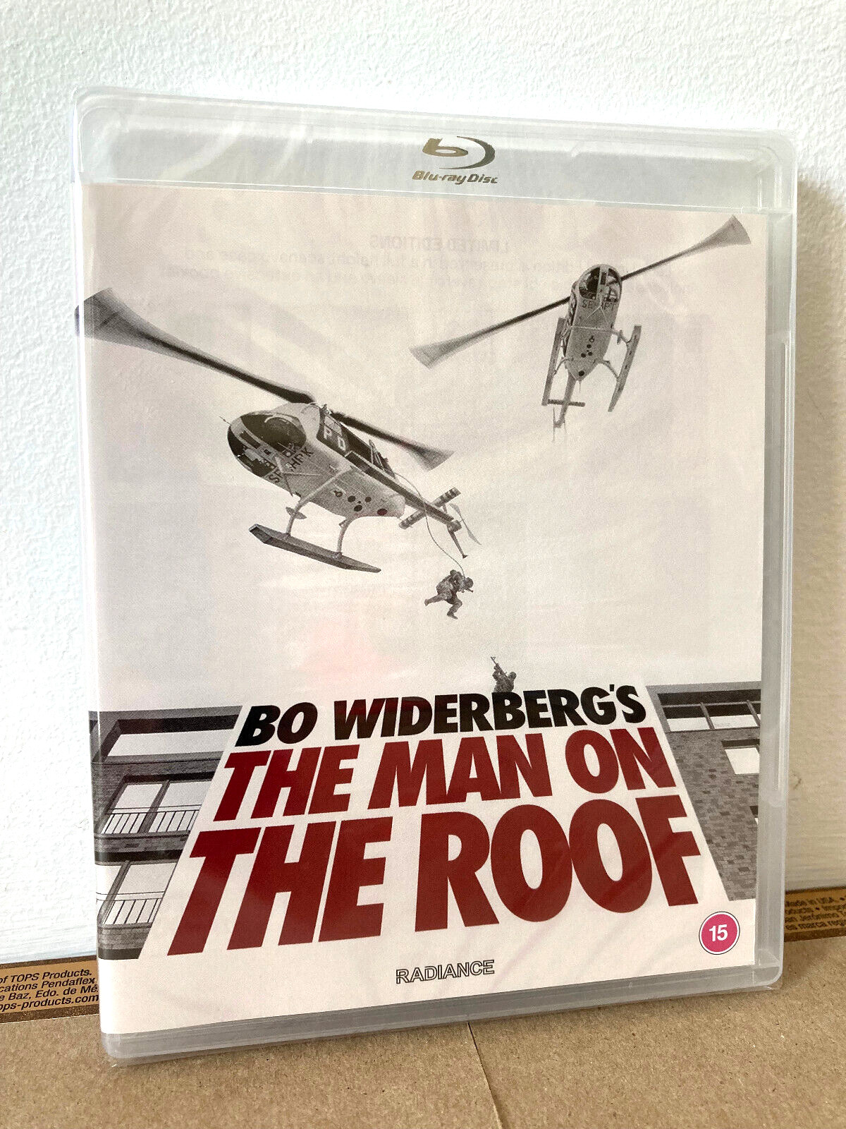 THE MAN ON THE ROOF Standard Ed (Region-Free Blu) Radiance Bo Widerberg NEW!