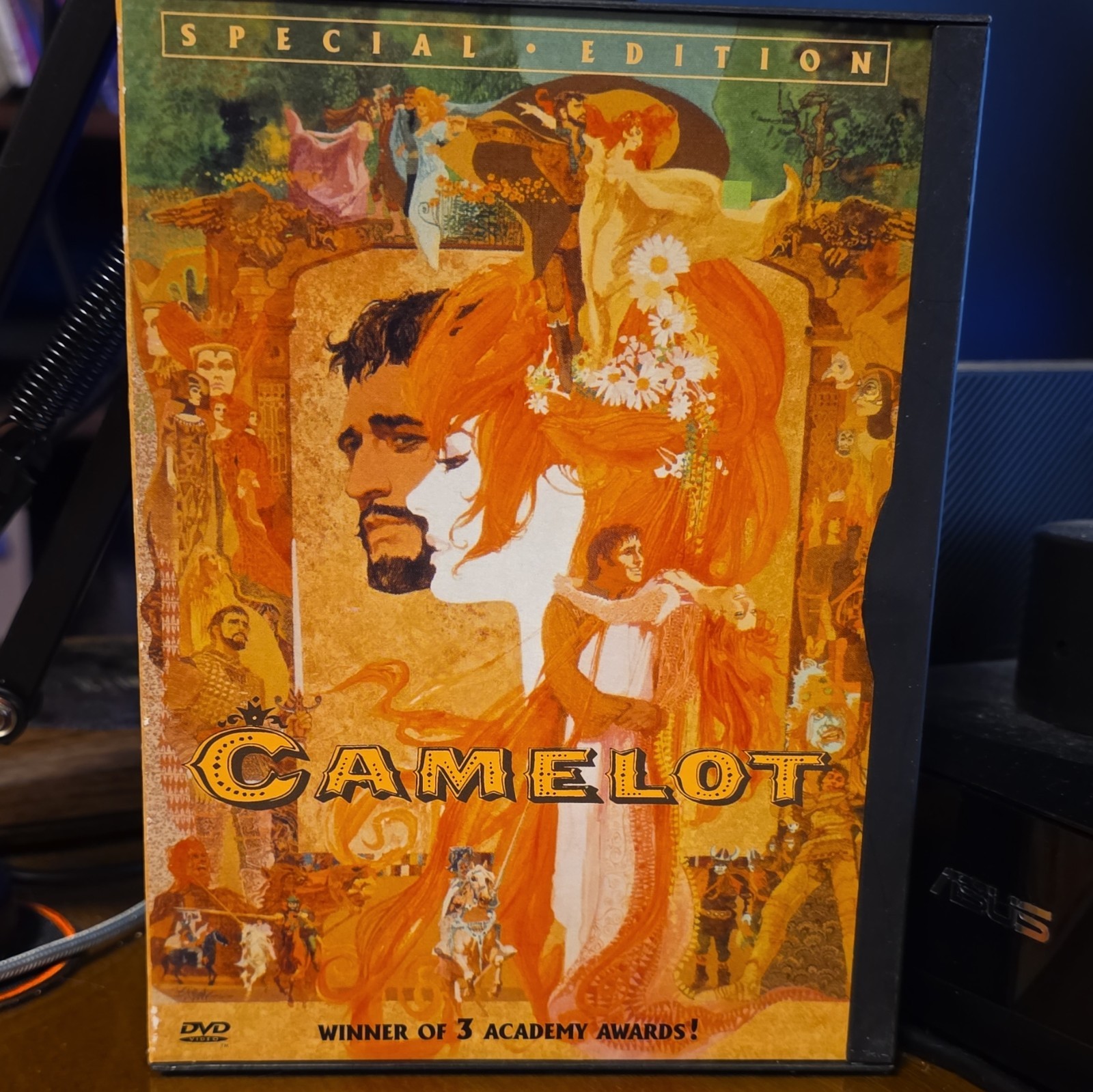 Warner Bros. Camelot DVD Special Edition Richard Harris Redgrave G 180min