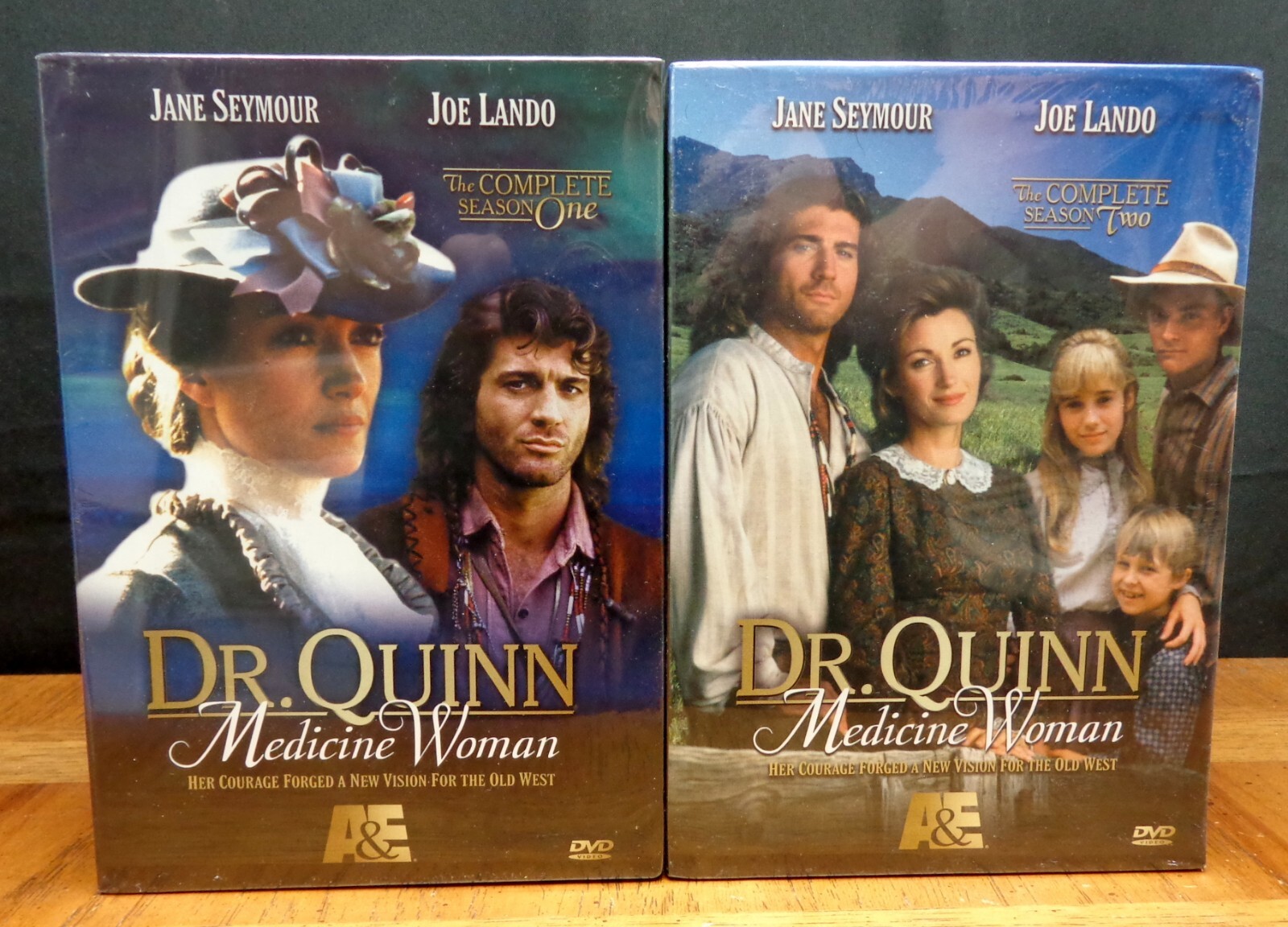 DR. QUINN MEDICINE WOMAN COMPLETE SEASONS 1 & 2 SEALED – Jane Seymour Joe Lando