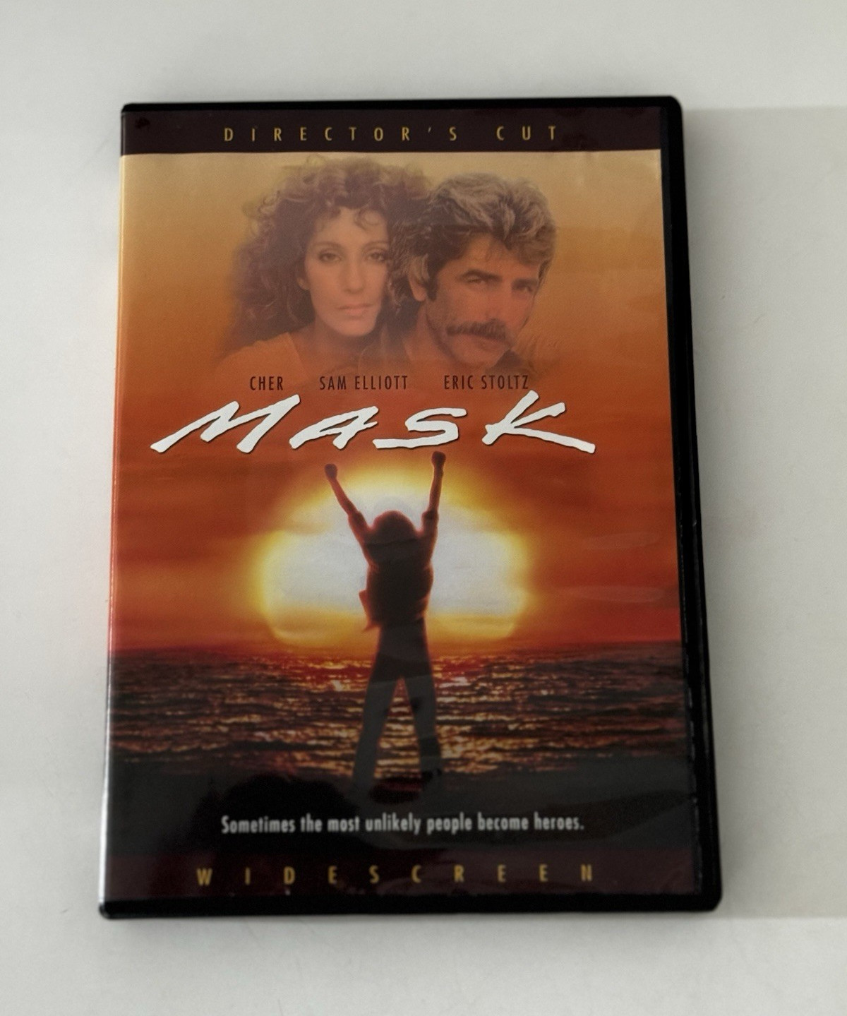 Universal Mask (DVD) Director’s Cut Widescreen NR 2005 127min Region 1