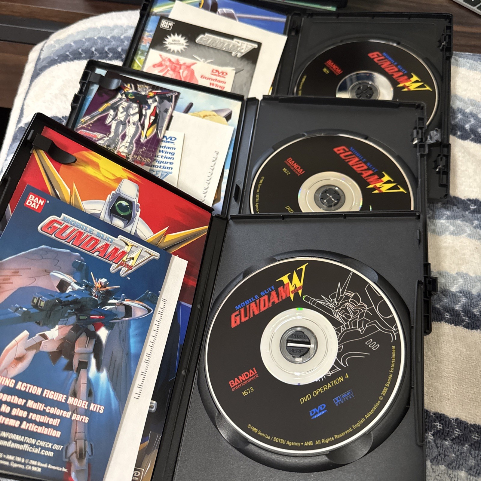 Mobile Suit Gundam Wing the Complete Operations DVD Set 2-10 Bandai With Inserts