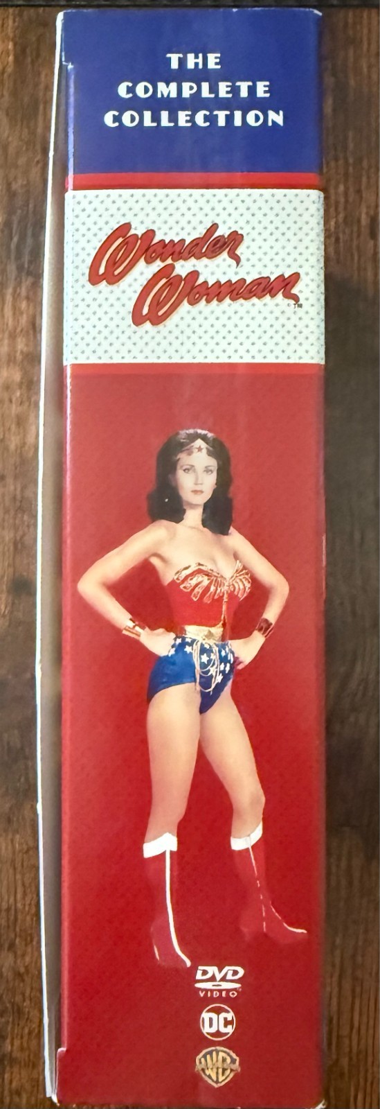 WONDER WOMAN….THE COMPLETE SERIES.. DVD.. LIKE NEW….
