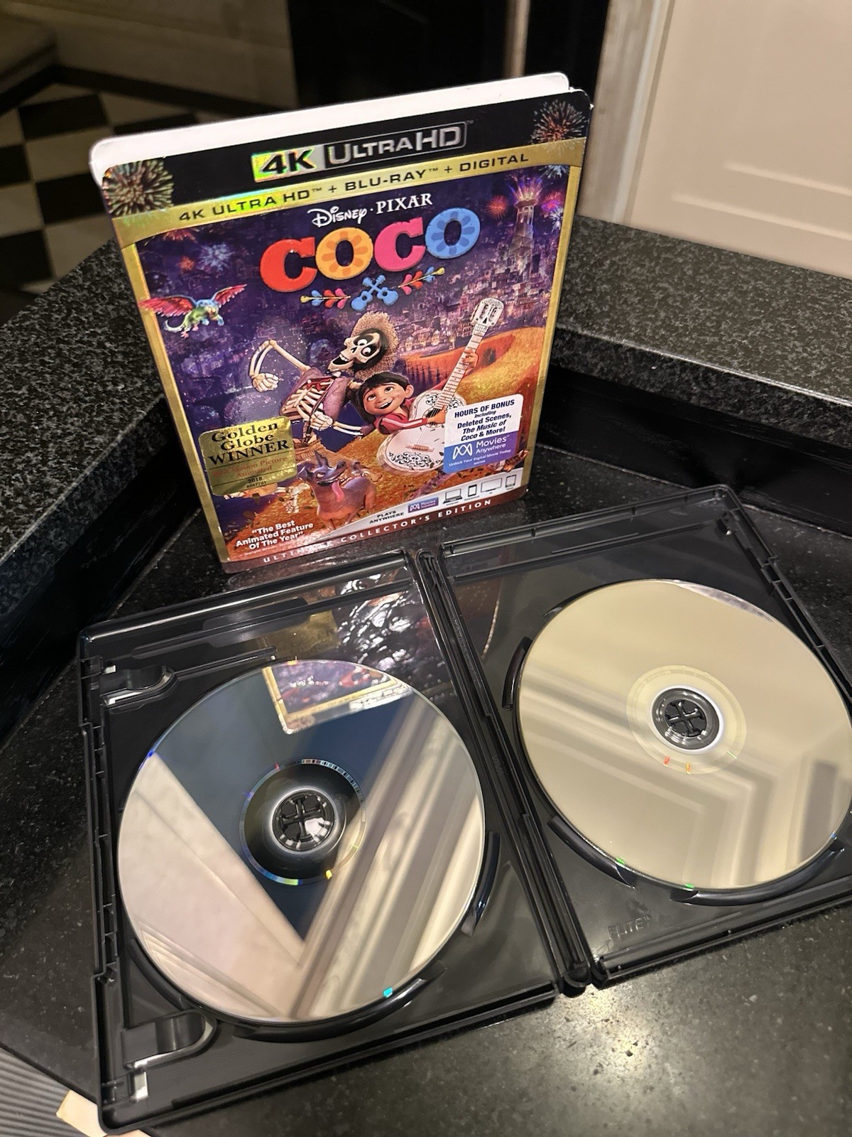 Coco (4K / Bluray) Disney | OOP Slipcover | Plastic Protector | Box Shipping