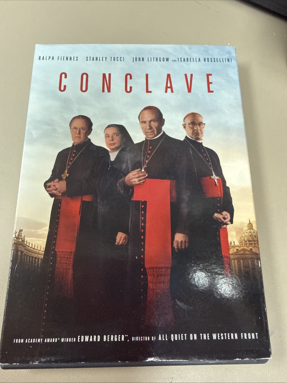 Conclave Ralph Fiennes Stanley Tucci John Lithgow DVD Focus Features 2006