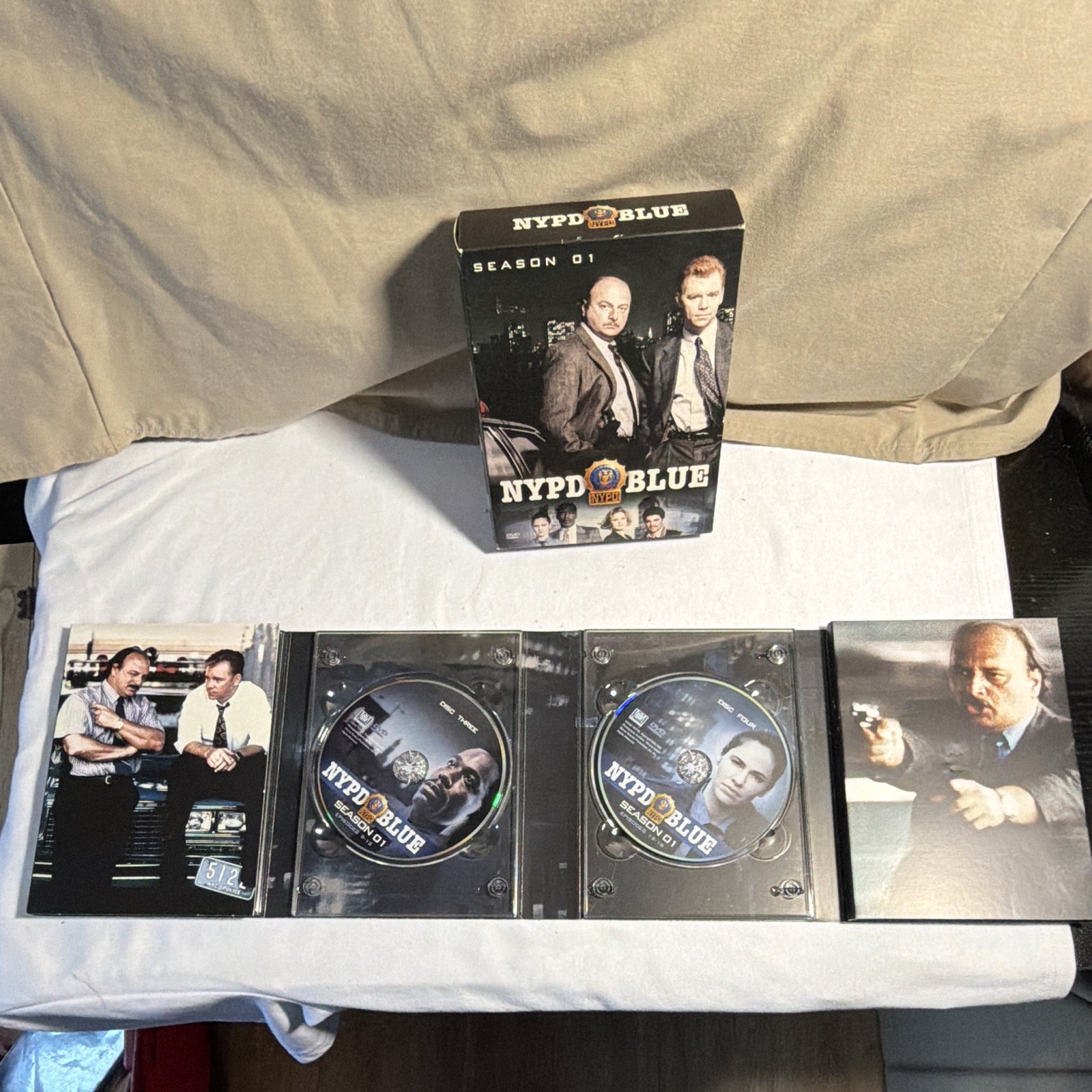 NYPD Blue Season 1 DVD 6-Disc Box Set TV Series Dennis Franz David Caruso