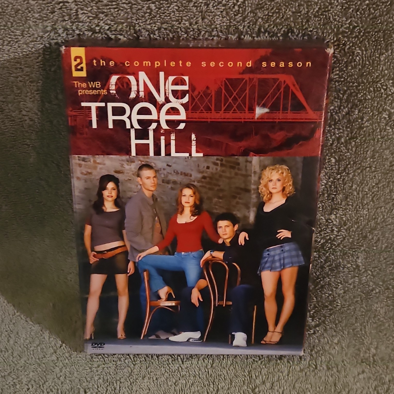 Warner One Tree Hill Complete Second Season DVD 6-Disc Box Set Deleted Scenes
