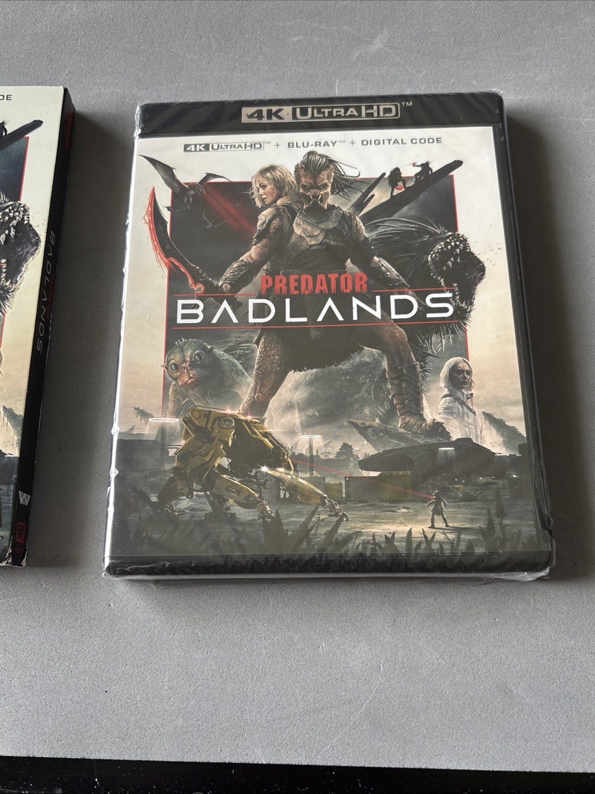 Predator: Badlands 4K UHD Ultra HD Blu-ray w/ Slipcover New