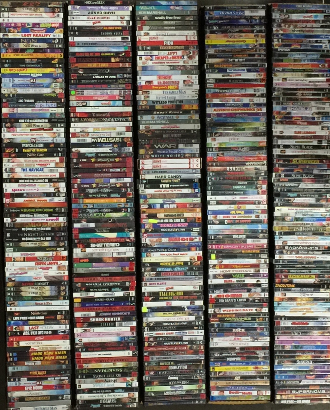 Wholesale Lot of 100 Used Assorted DVD Random Grab Bag DVDs Mostly Former Rental