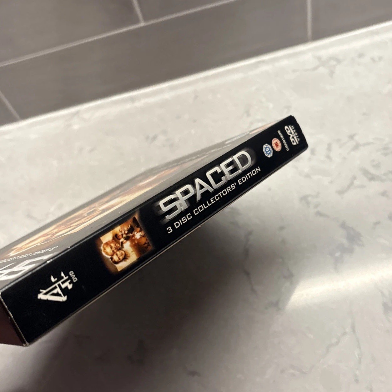 Spaced: Series 1 & 2: Collector’s Edition Region 2 PAL DVD w/ Dust Cover