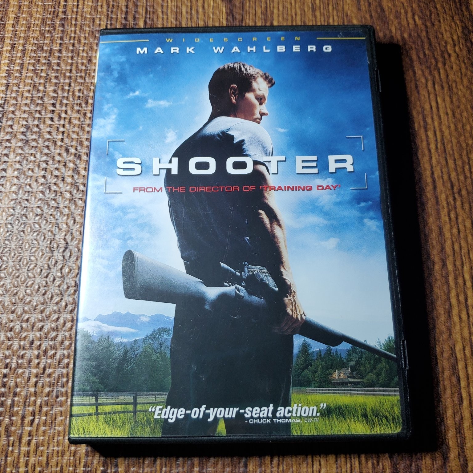 Shooter DVD 2007 Widescreen Mark Wahlberg Antoine Fuqua Action