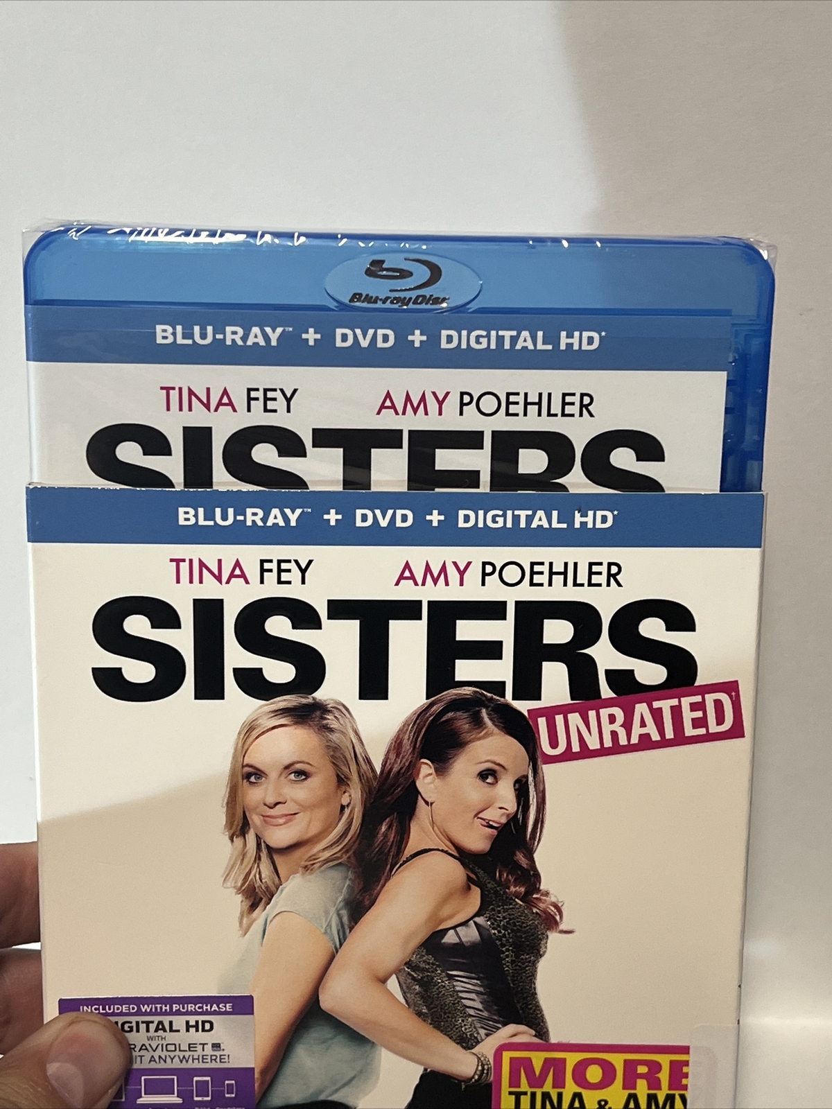 Sisters (Blu-ray/DVD, 2016, 2-Disc Set) – Unrated and Theatrical Versions