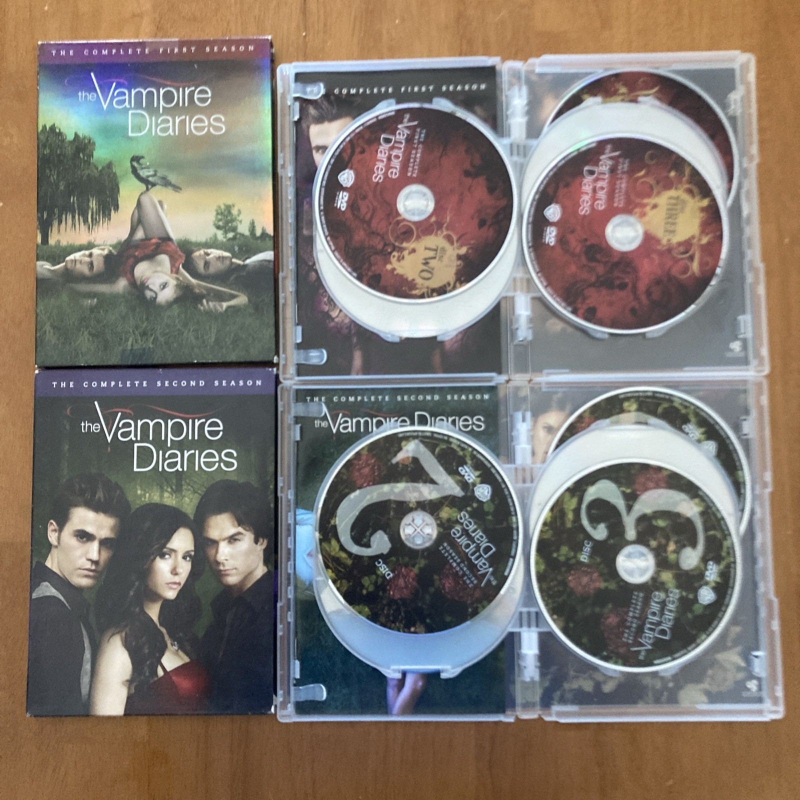 VAMPIRE DIARIES – The Complete First & 2nd Season DVD