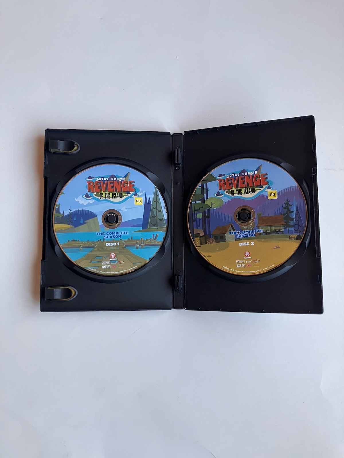 Total Drama: Revenge On The Island (Complete Season) TV Series – 2-DVD Set