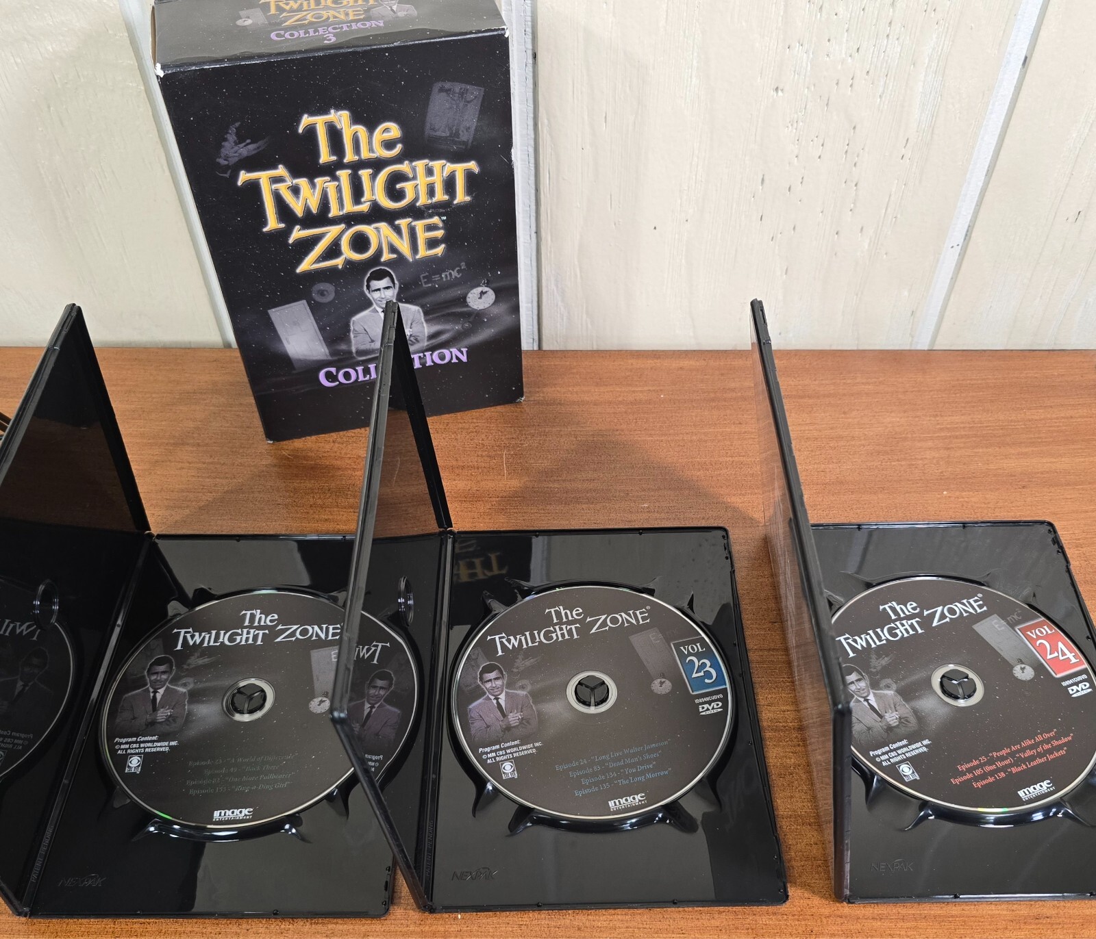 The Twilight Zone Collection 3 DVD 2002 Fantasy Horror TV Rod Serling 9-Discs