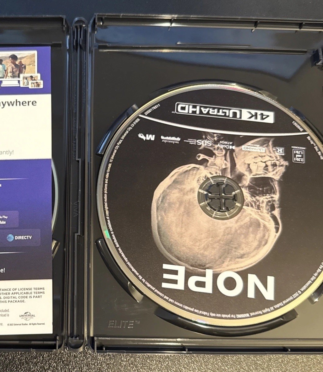 Nope – Collector’s Edition 4K Ultra HD + Blu-ray + Digital [4K UHD]