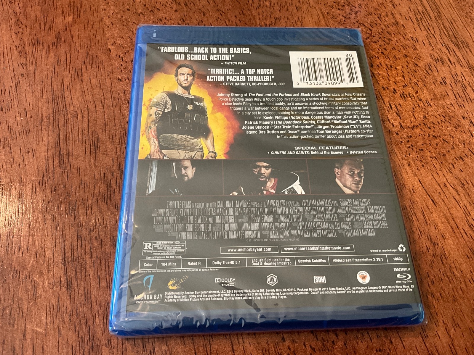 Sinners And Saints – A City Under Siege. A Man With Nothing Blu-ray New, Sealed