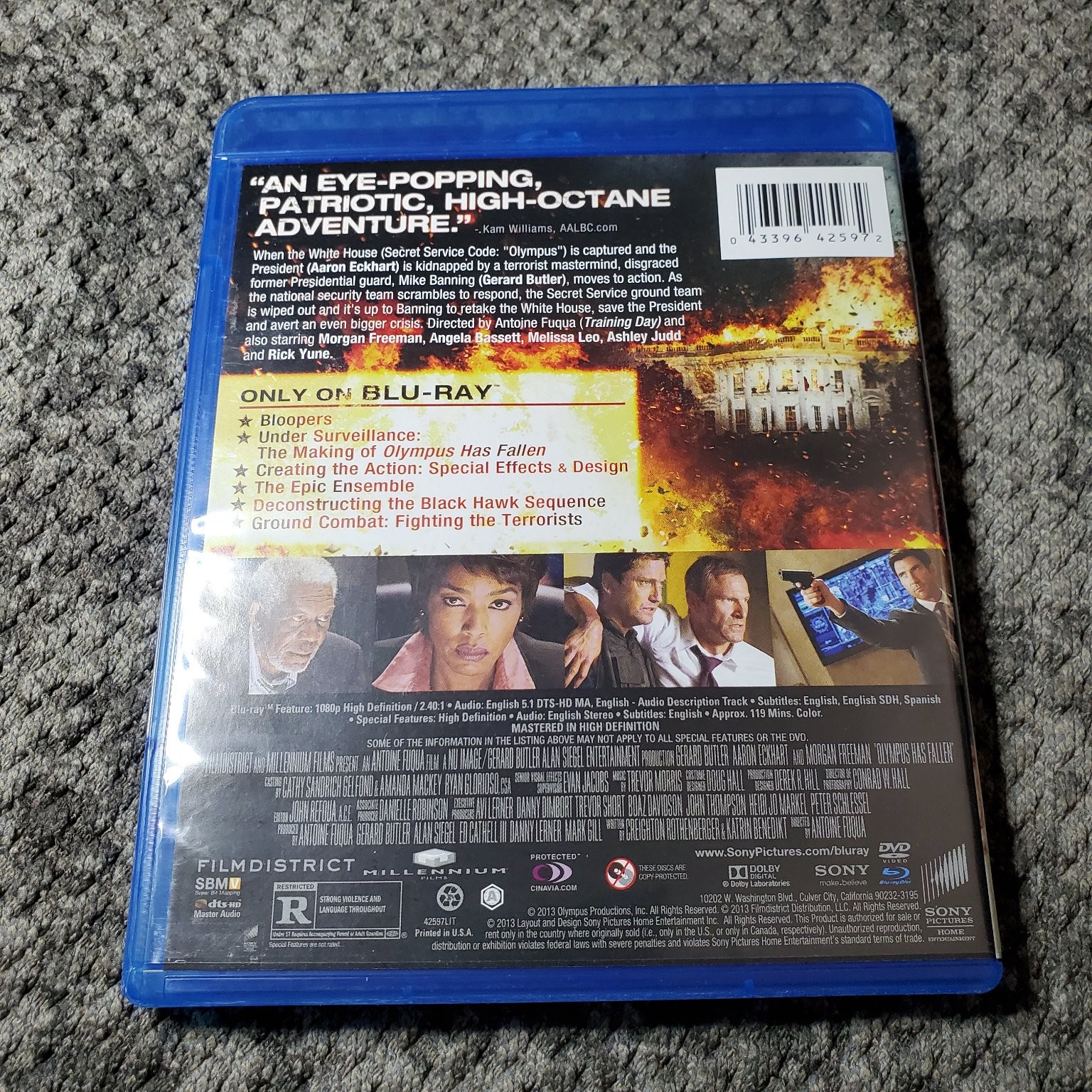 Olympus Has Fallen Blu-ray + DVD 2013 Combo Pack Gerard Butler Antoine Fuqua