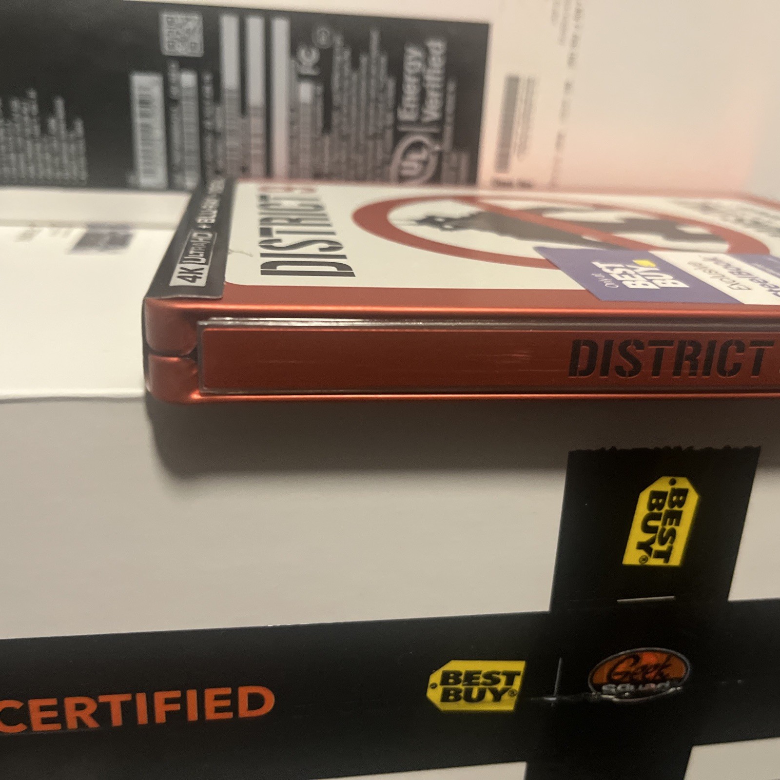 District 9 4K UHD Blu-ray Movie Steelbook Case Steelbook Edition Rated R