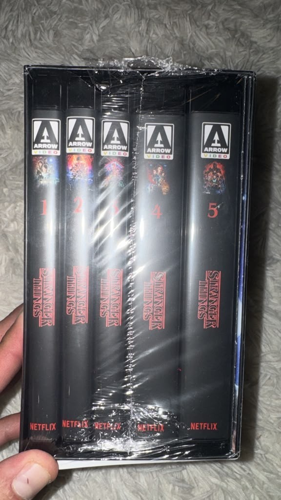 Stranger Things The Complete Series 4K UHD HDR Limited Edition Box Set 5 Discs