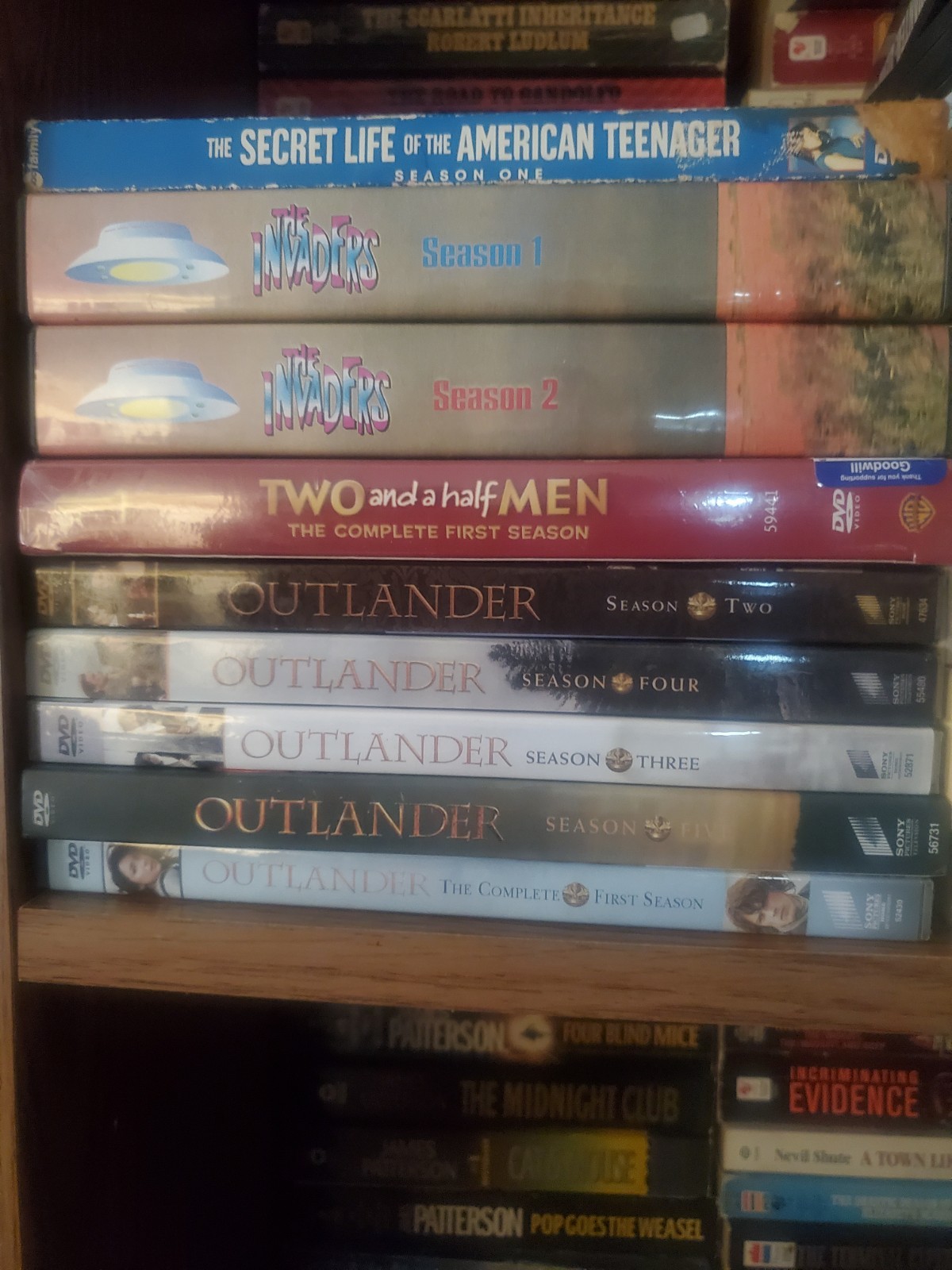 VARIOUS TV SERIES -CONDITION VARIES BY SET, BUT MANY ARE NEW OR LIKE NEW.