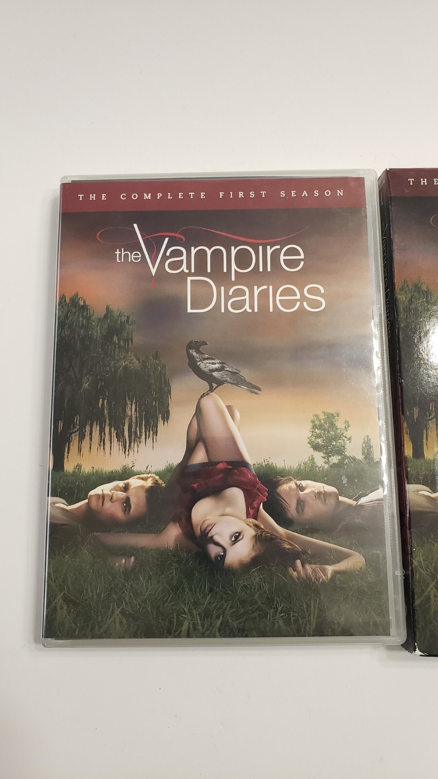 The Vampire Diaries: The Complete First Season (DVD, 2009)