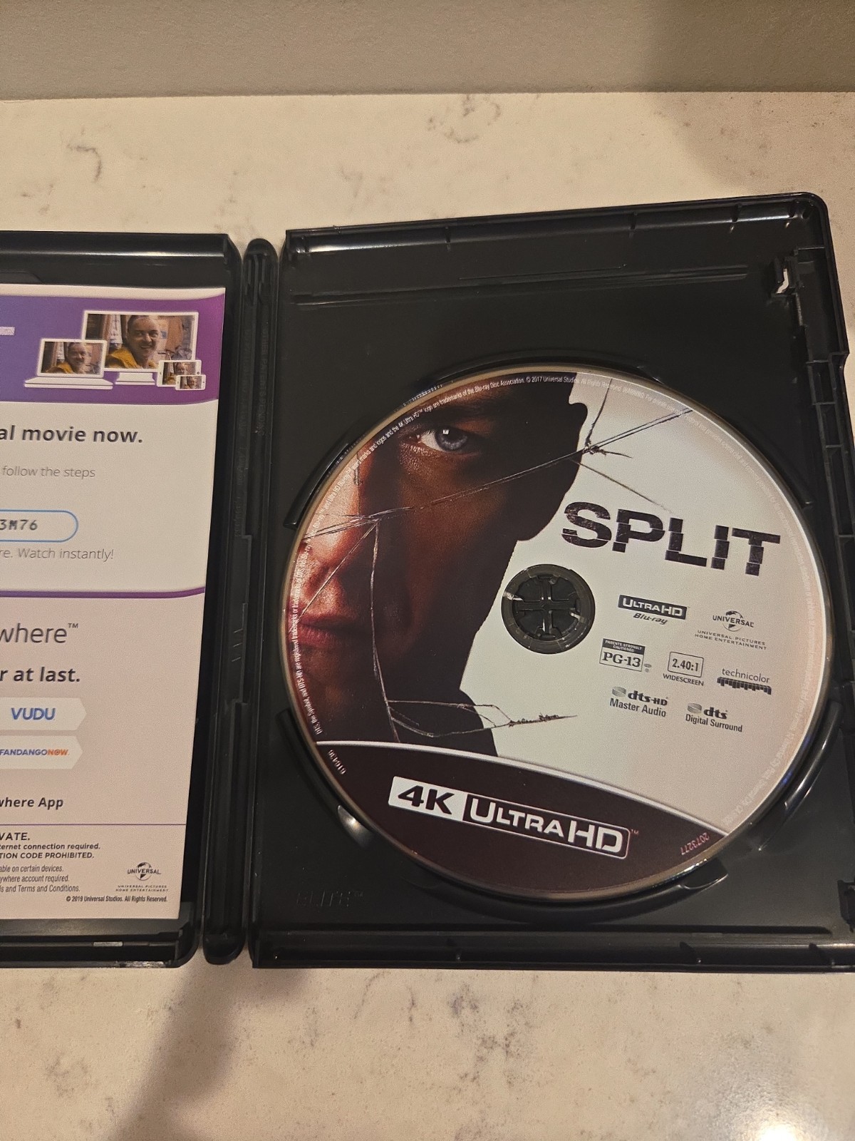 Split 4K Ultra HD Movie Blu-ray UHD 2-Disc Set M. Night Shyamalan