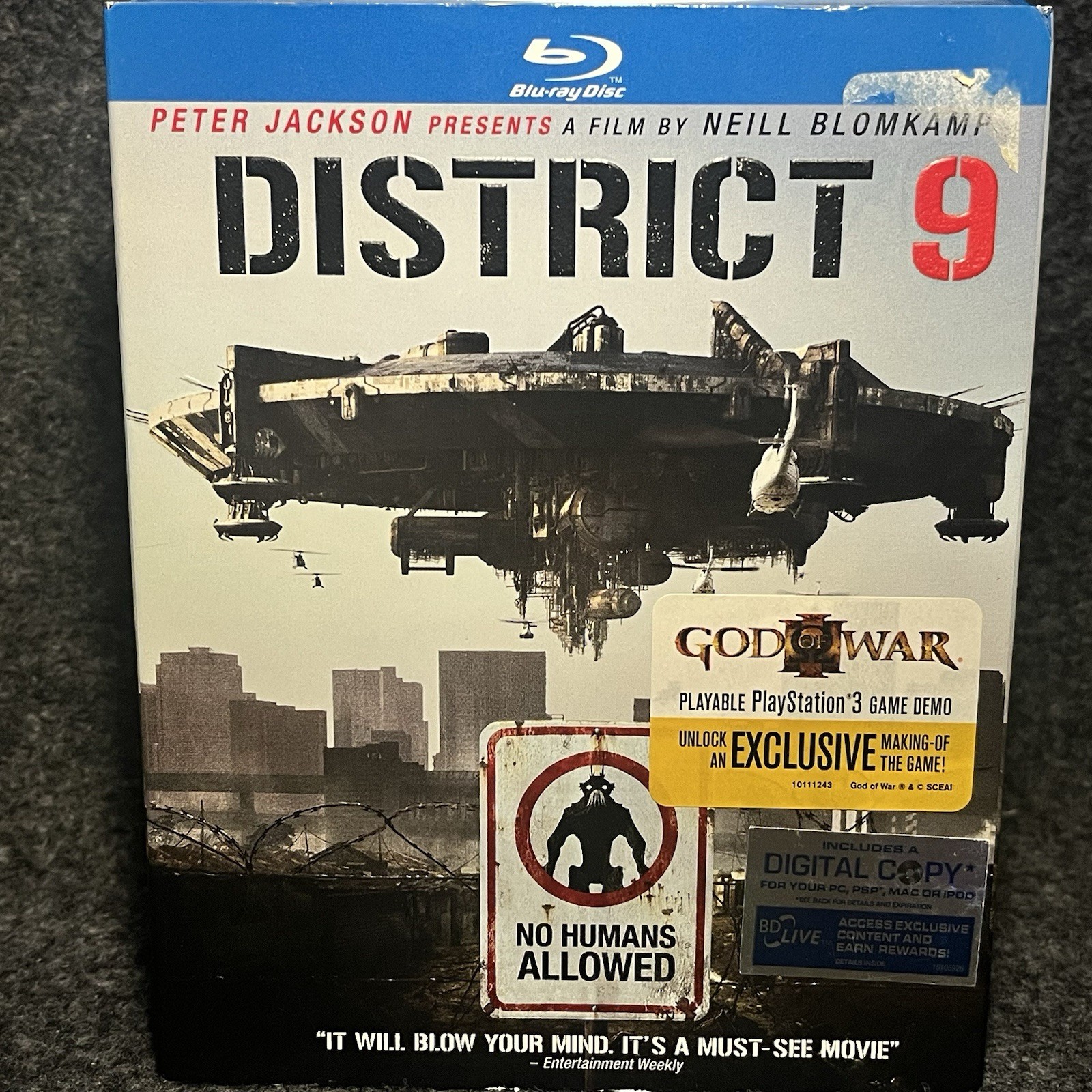 District 9 Blu-ray DVD Combo Slipcover Sci-Fi Movie Peter Jackson Neill Blomkamp