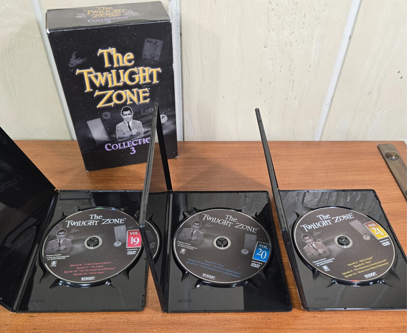 The Twilight Zone Collection 3 DVD 2002 Fantasy Horror TV Rod Serling 9-Discs