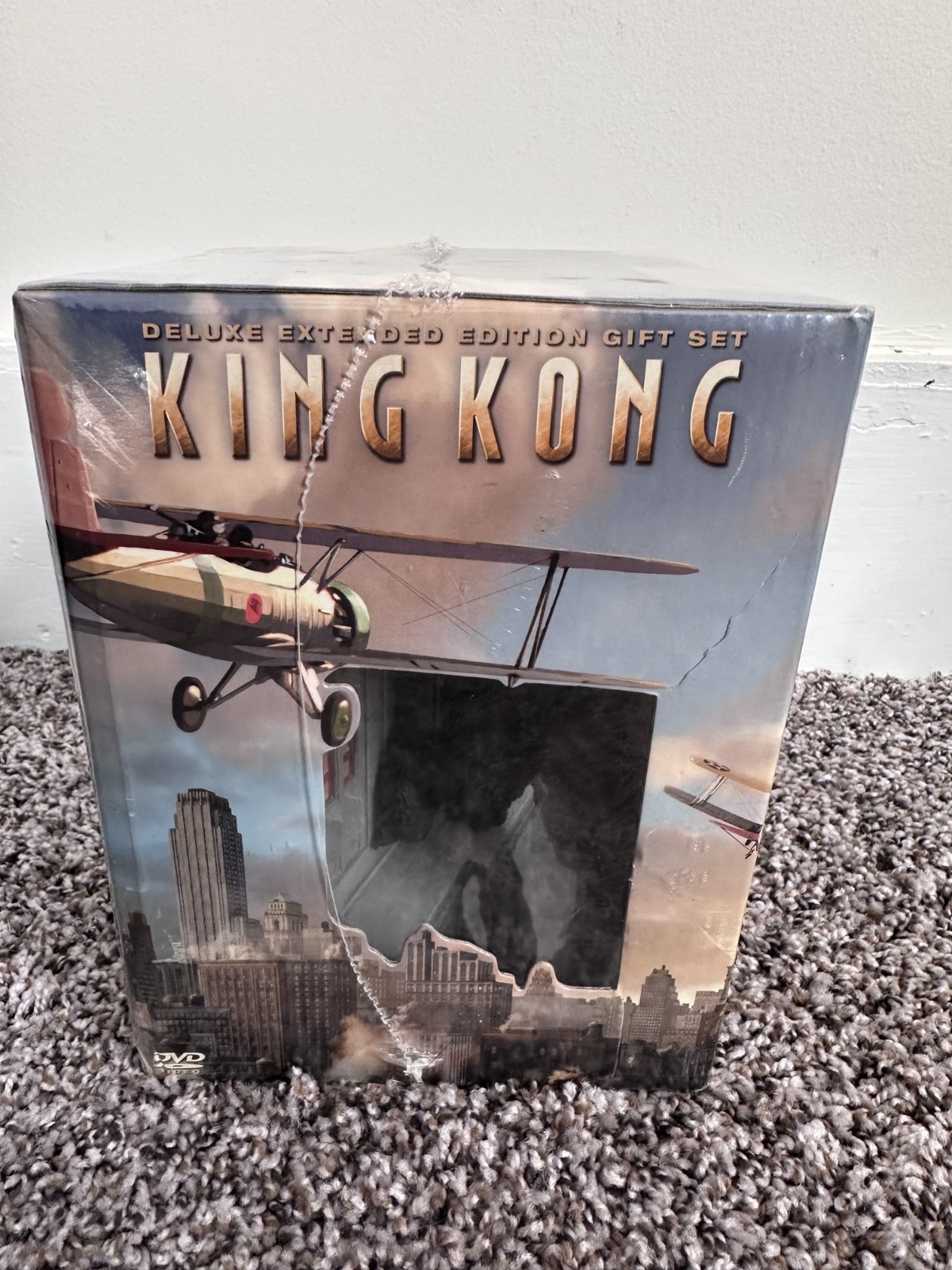 King Kong Deluxe DVD Extended Edition Gift Set W/STATUE! – NEW!