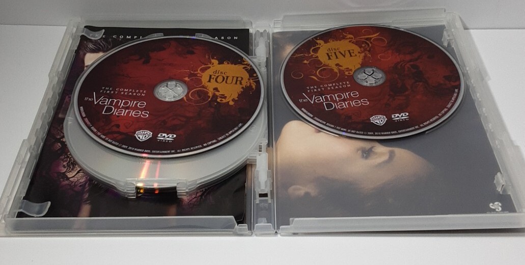 The Vampire Diaries: The Complete First Season (DVD, 2010, 5-Disc Set)