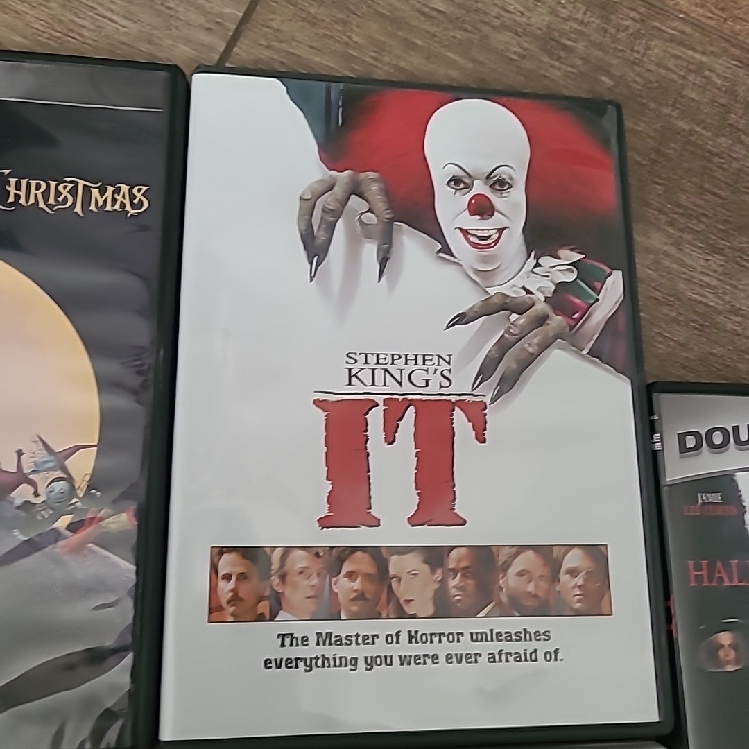 Lot 7 DVDs Spooky Horror Movies Casper Beetlejuice Coraline Halloween IT Disney