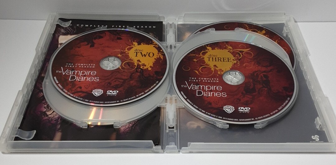 The Vampire Diaries: The Complete First Season (DVD, 2010, 5-Disc Set)