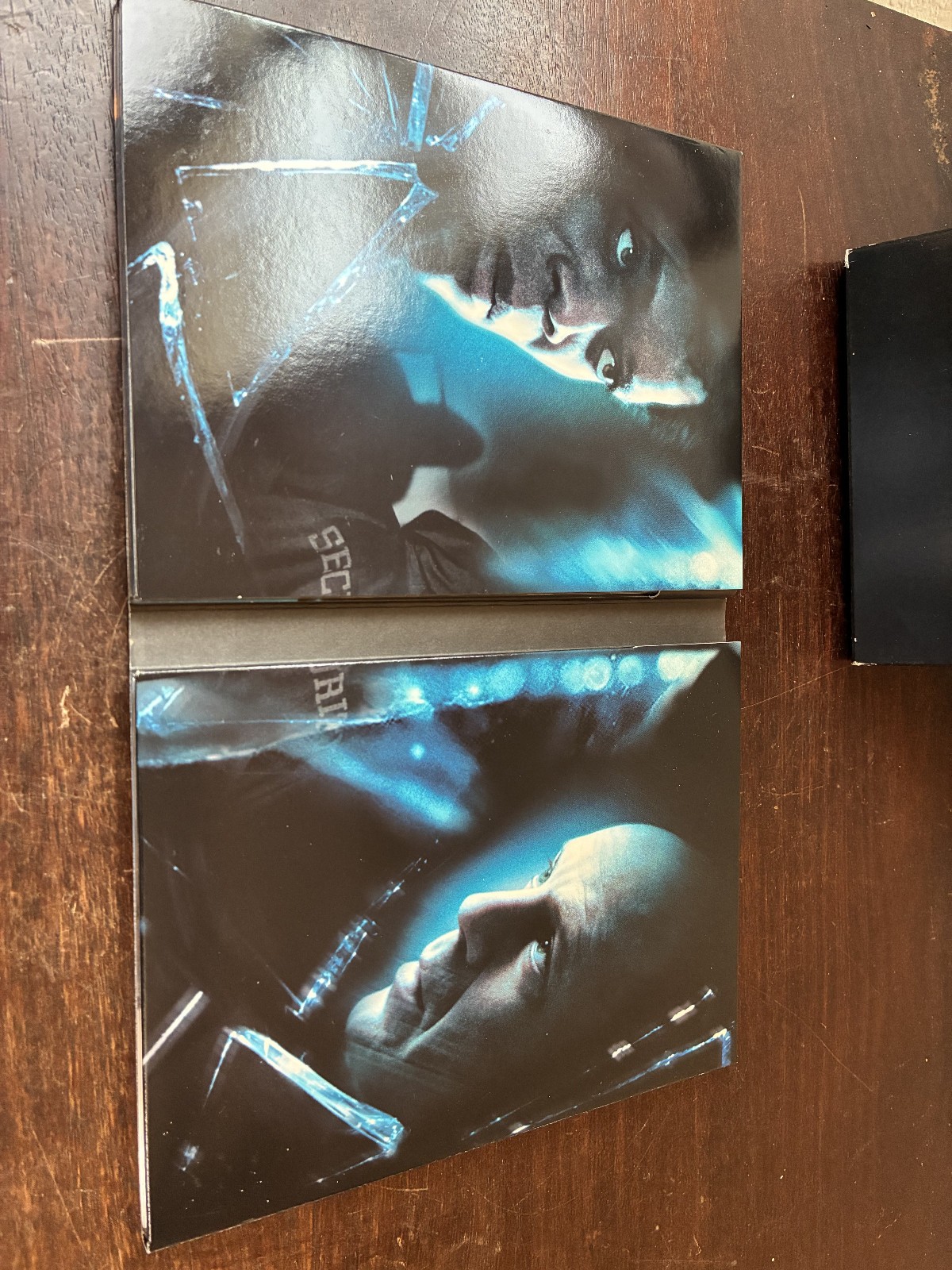 Unbreakable Vista Series DVD in Slipcase, 2 Disc Set w Inserts