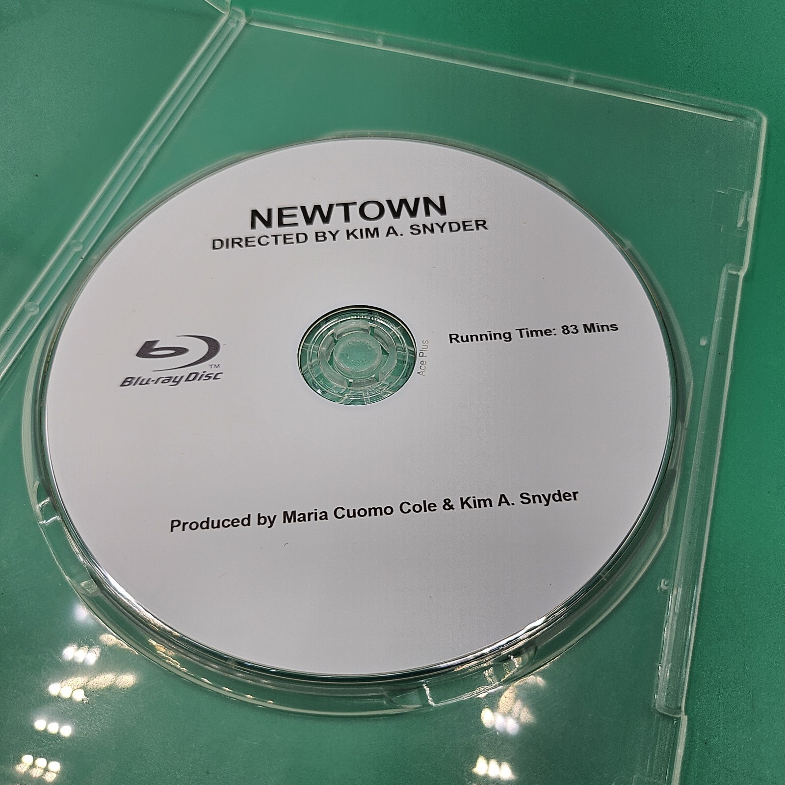 Newtown – Kim A. Snyder Blu-Ray RARE Movie Disc & Blank Case EXCELLENT CONDITION