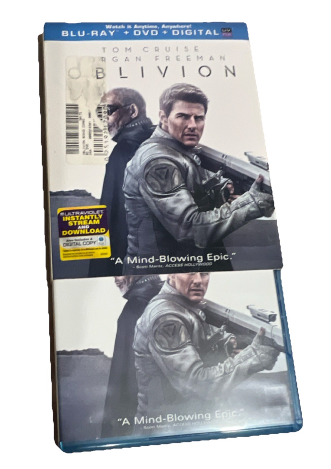 Universal Studios Oblivion Blu-ray DVD Digital Widescreen Tom Cruise Sci-Fi