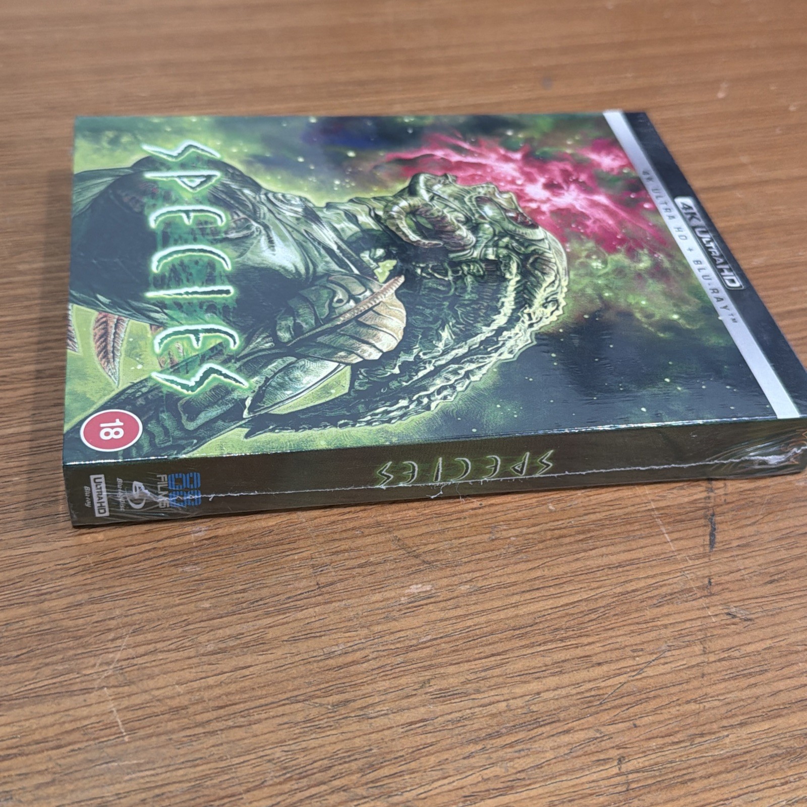 Species (Deluxe Collector’s Edition) (4K/Blu-ray, 2025) NEW Ben Kingsley horror