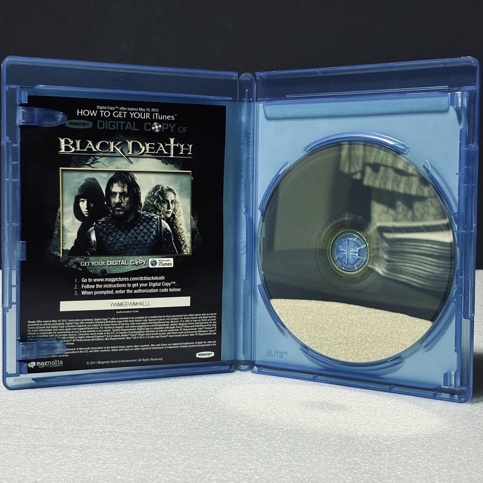 Black Death Blu-ray Digital Copy Sean Bean Eddie Redmayne Magnolia Horror R
