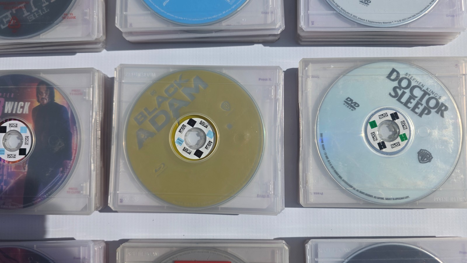 Redbox Movies! Case of 100 Random Titles – DVD and Blu-ray Mix – FREE SHIPPING!