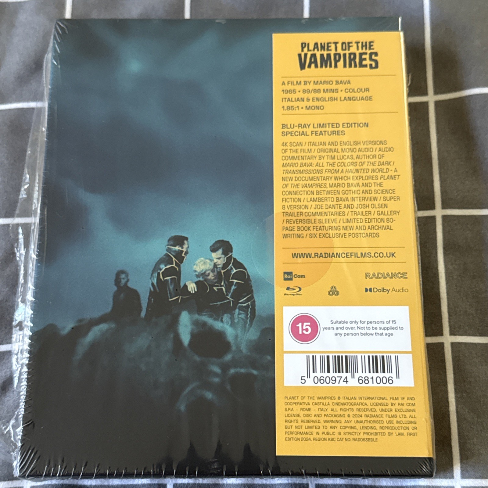 Planet of the Vampires Blu-ray OOP Radiance Limited Edition Box Mario Bava Alien
