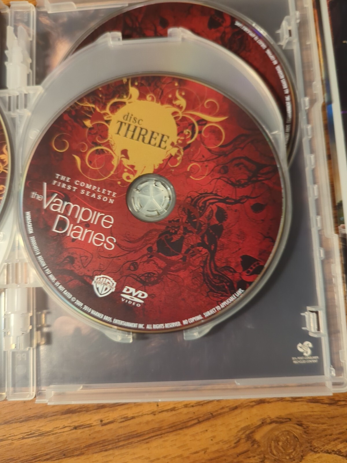 The Vampire Diaries: Complete First Season 1 2009, DVD 5-disc set W Slipcover