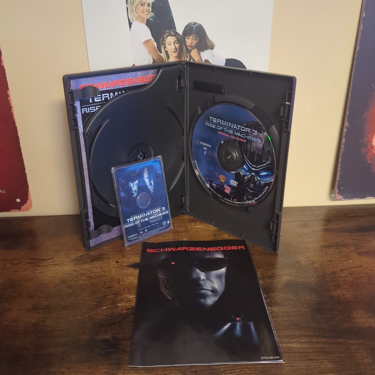 Lot Of 2 DVDs “Men In Black 2” & “Terminator 3 (Rise of The Machines” Very Good+