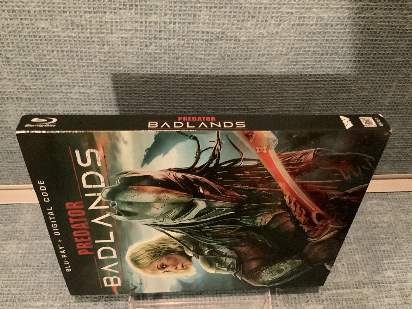 PREDATOR BADLANDS, BLU RAY, DIGITAL CODE, FACTORY SEALED W/slip, Mint