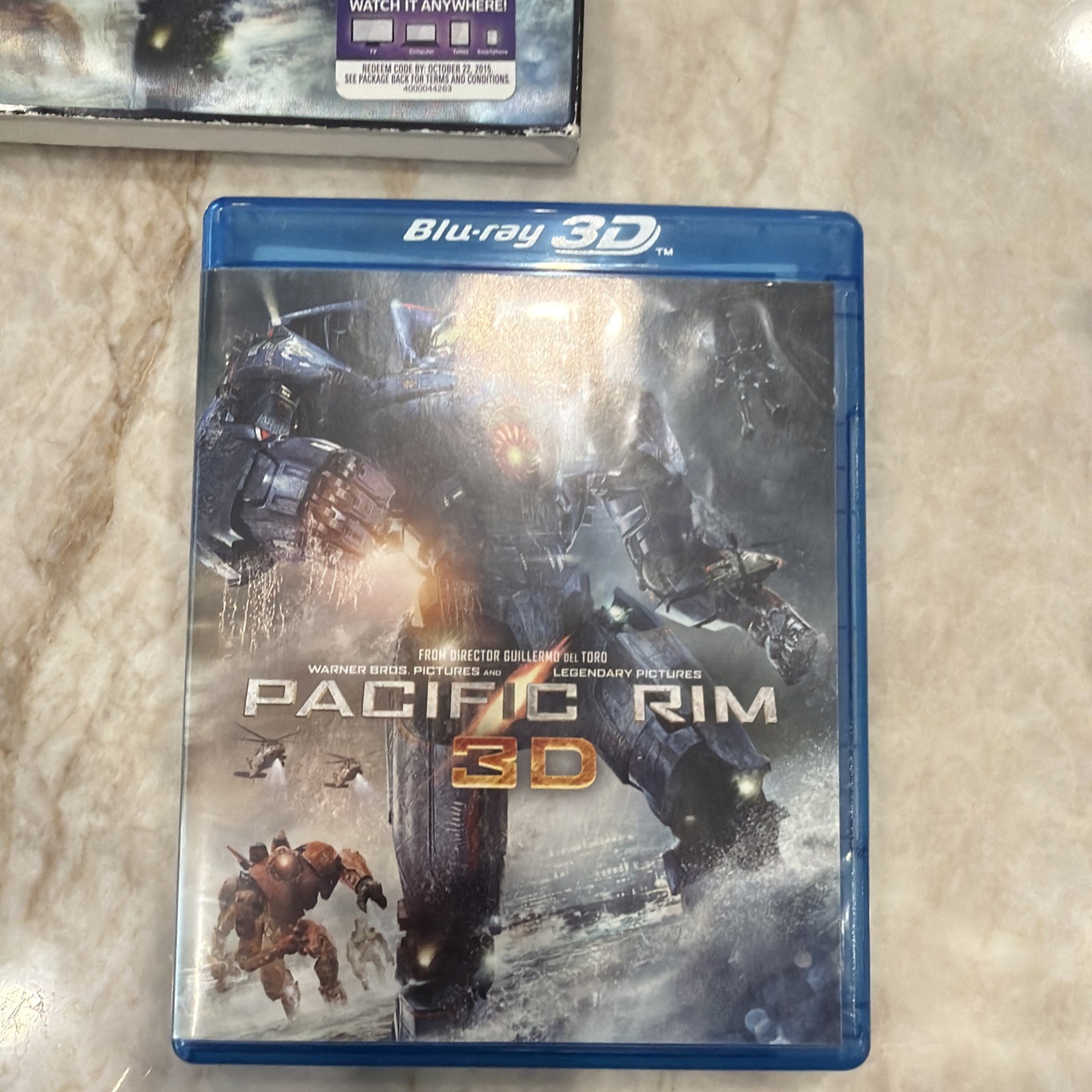 Pacific Rim Blu-ray 3D/Blu-ray/Dvd 4 Disc Set Lenticular Slipcover