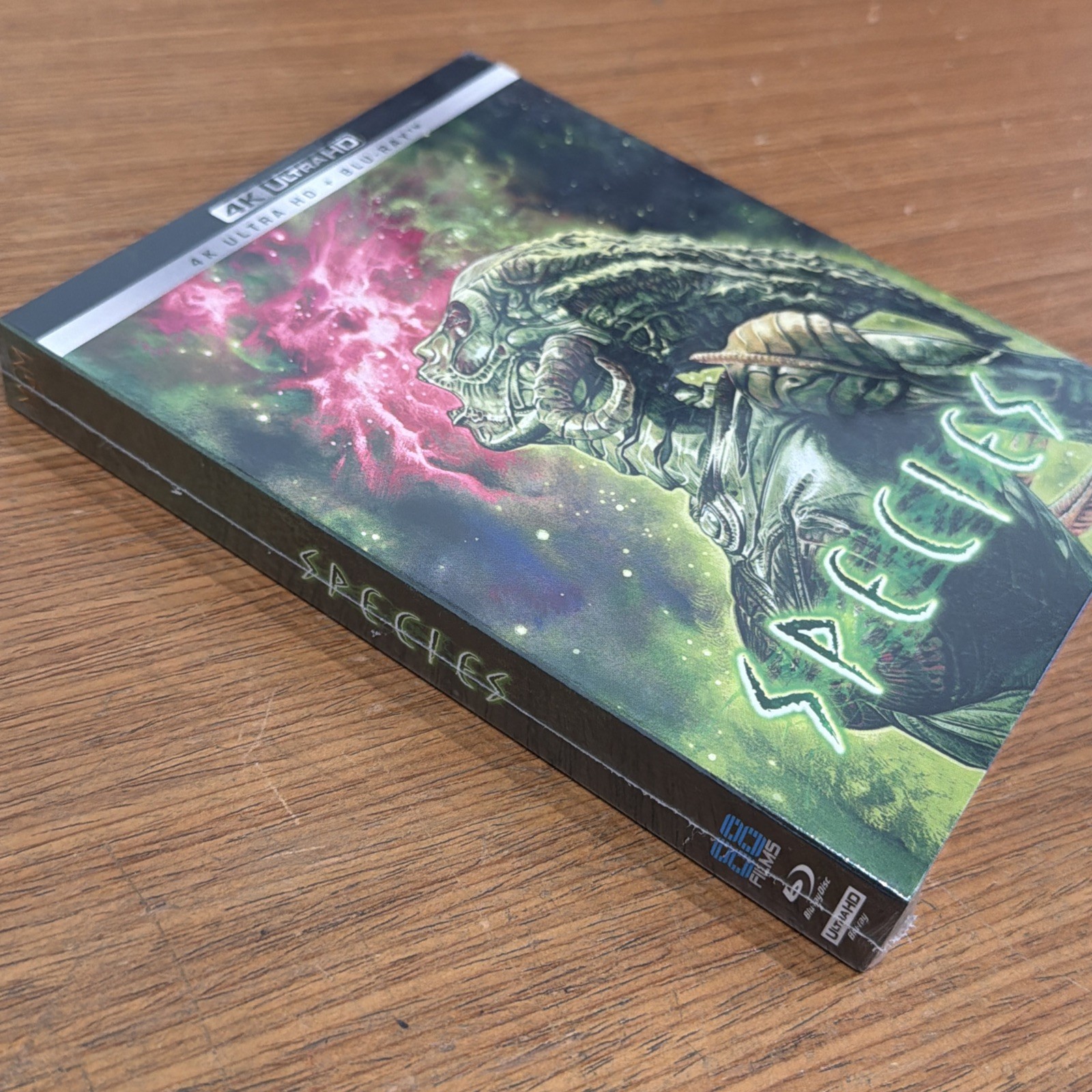 Species (Deluxe Collector’s Edition) (4K/Blu-ray, 2025) NEW Ben Kingsley horror