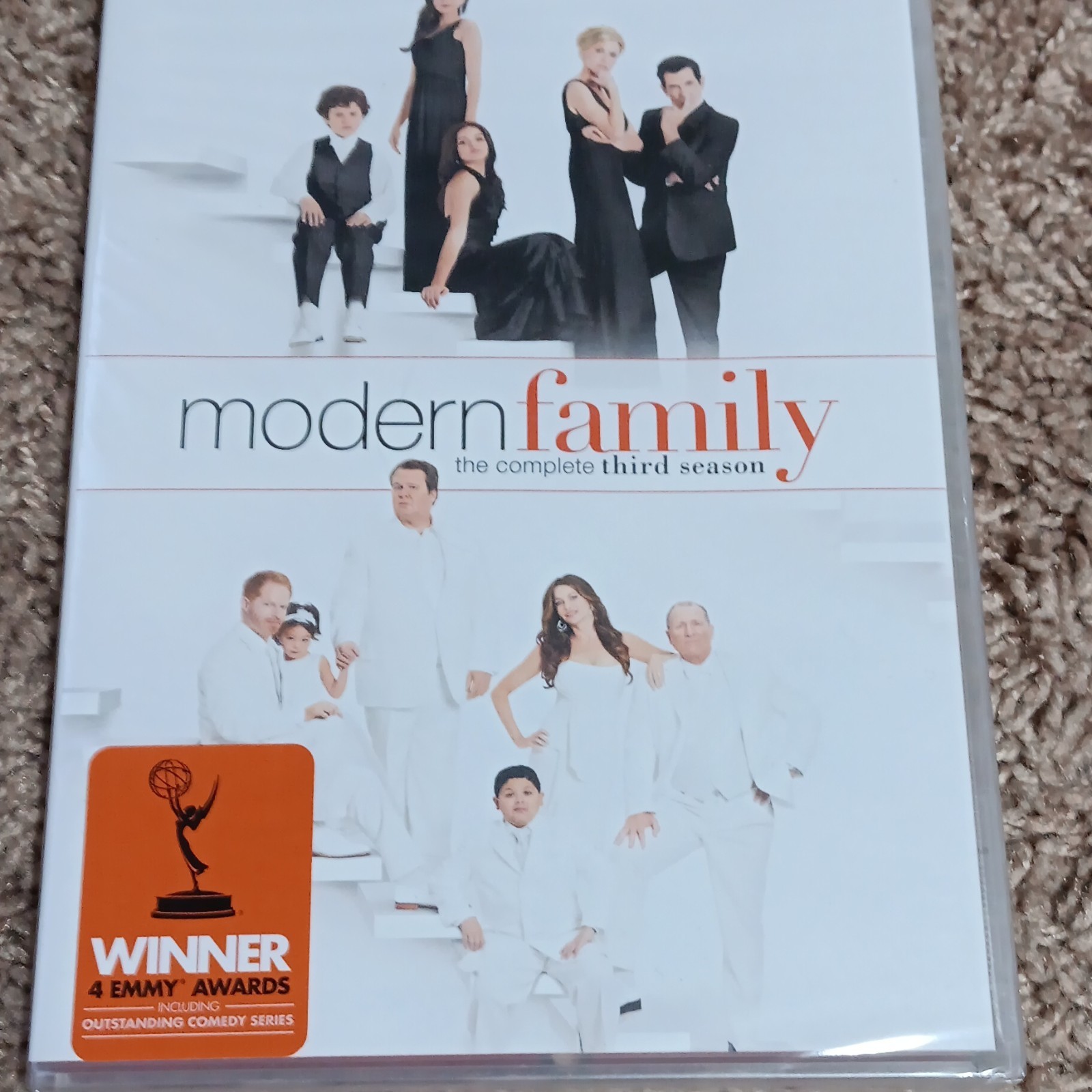 Modern Family Complete Third Season 3 DVD Box Set TV Comedy PG-13