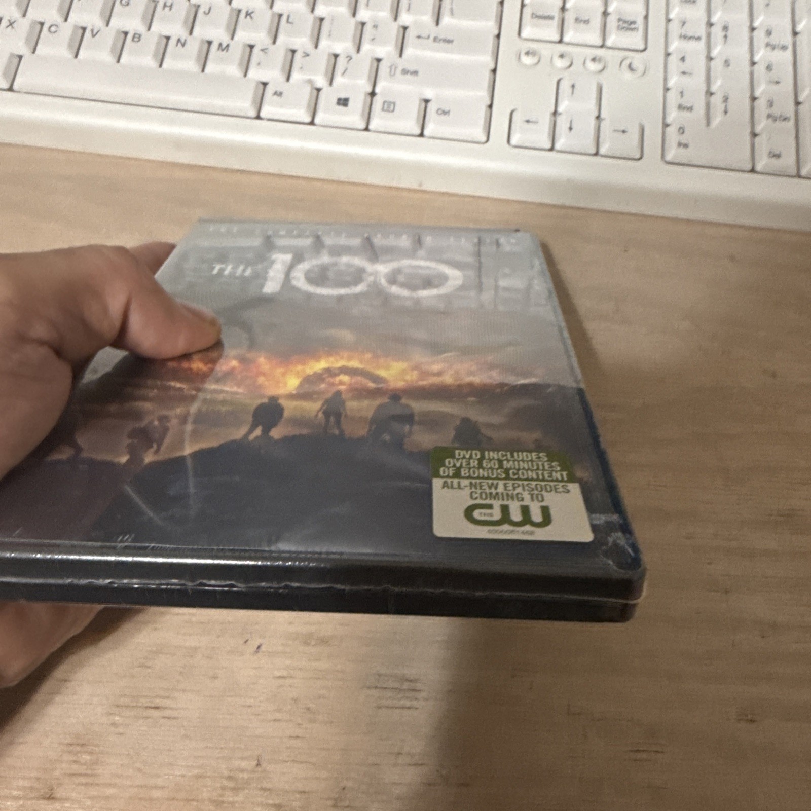 The 100 The Complete Fourth Season DVD NEW