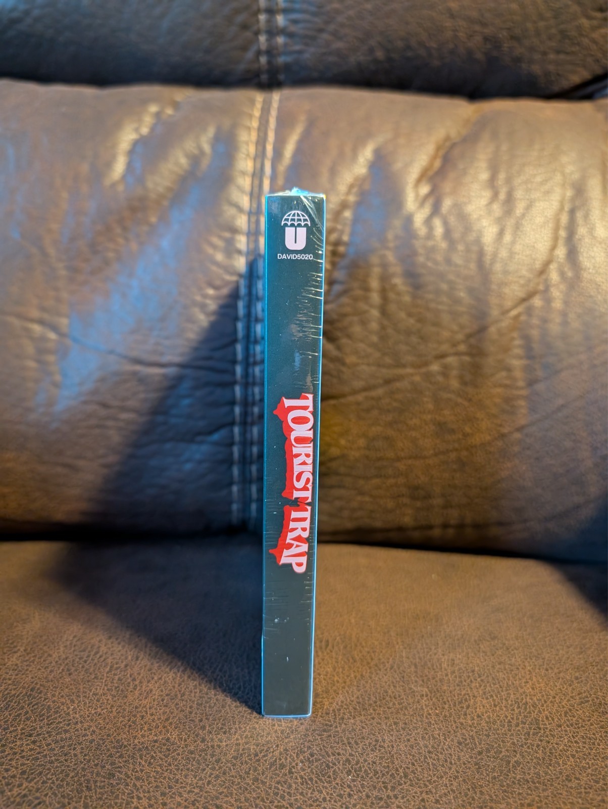 Tourist Trap (blu-ray) Umbrella standard edition w/ slipcover, see description!